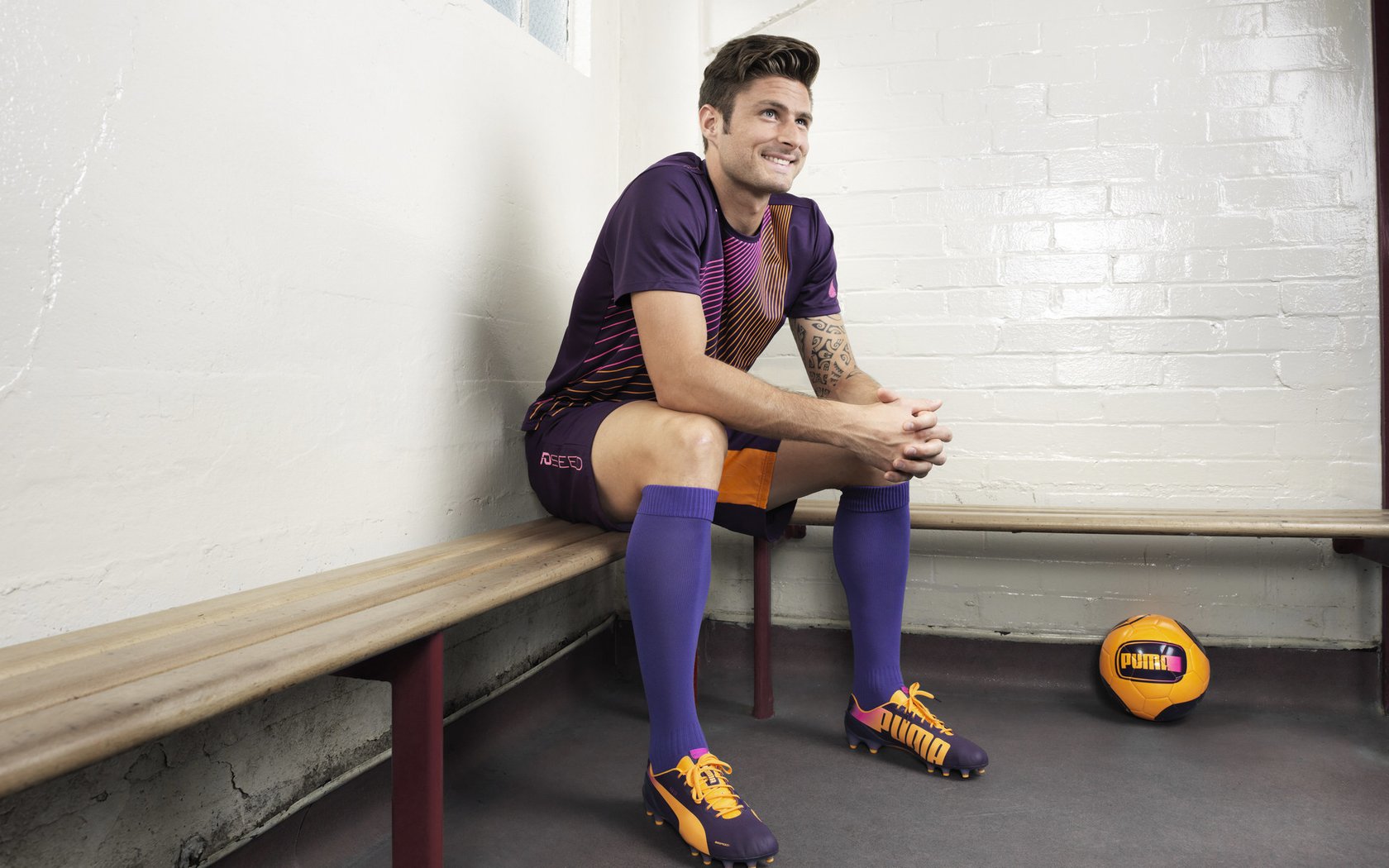 冠军技战术对比：中方节奏掌控更出色，冠军的比赛